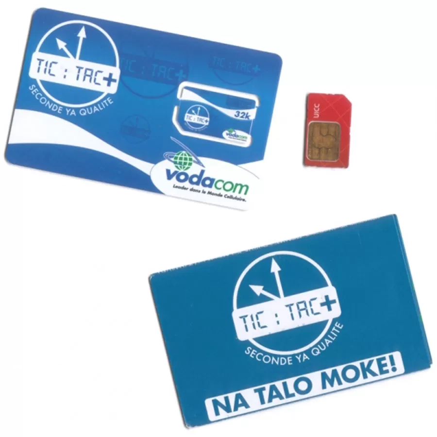 Les SIMM Vodacom et Rogers côte à côte