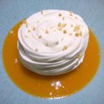 Pavlova aux abricots de la vallée du Rhône, restaurant André d’Anne-Sophie Pic